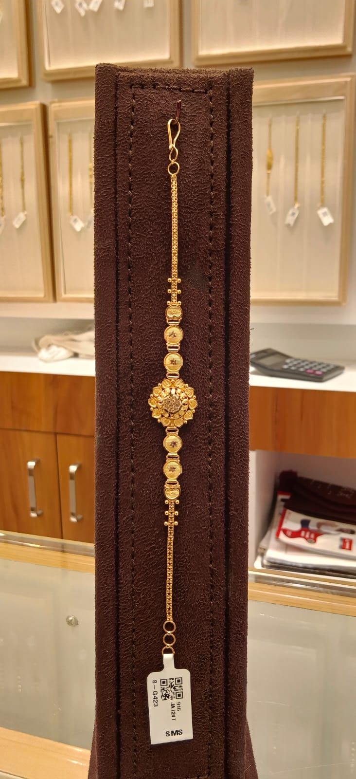 Ladies Bracelet